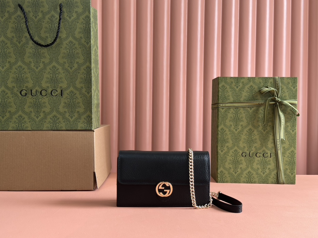 Gucci Satchel Bags